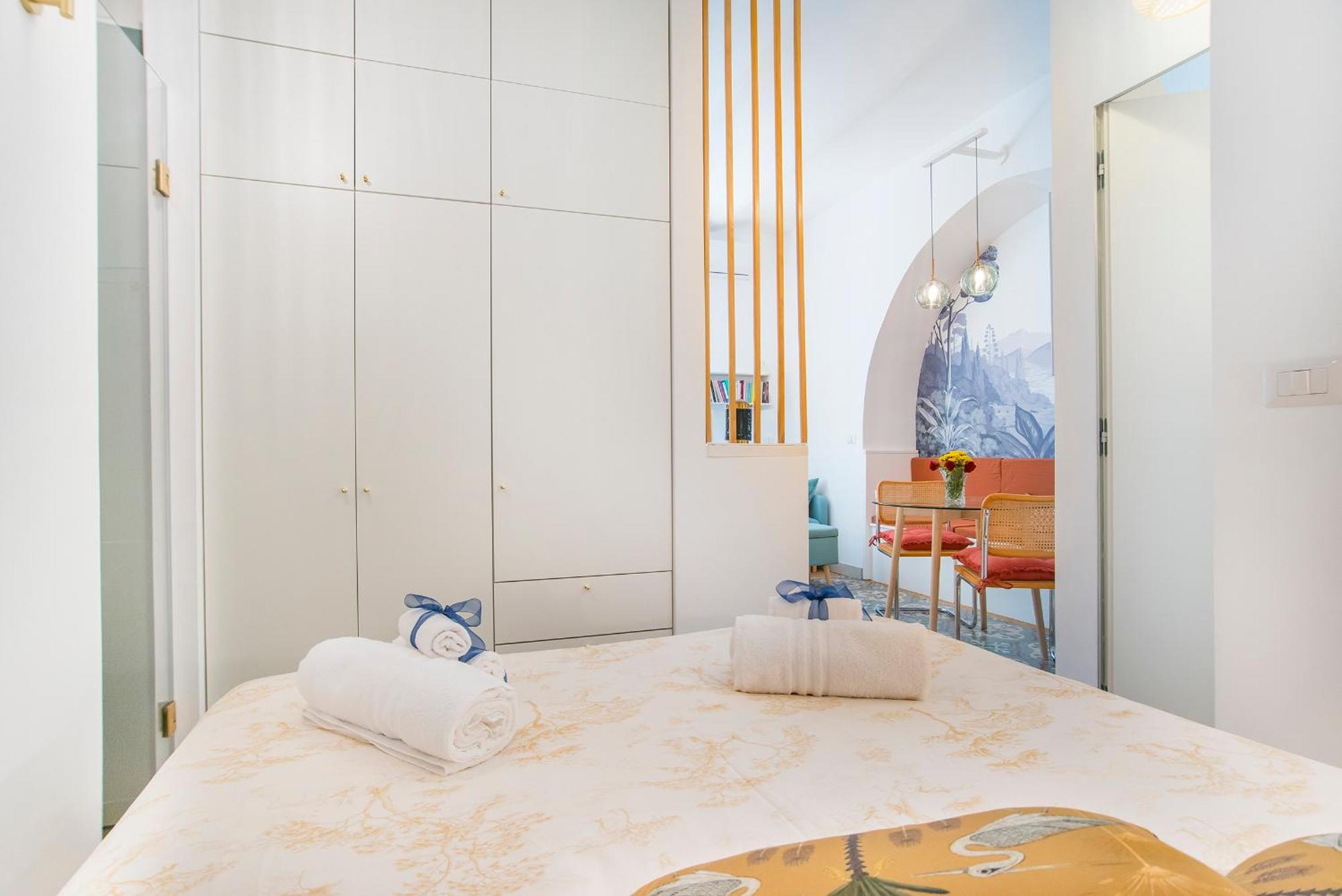 Apartment 15 Minutes To Colosseum - Loft With Terrace Rom